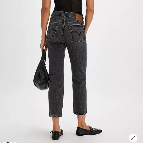 Levi’s wedgie straight jeans; size 26 - Picture 2 of 9